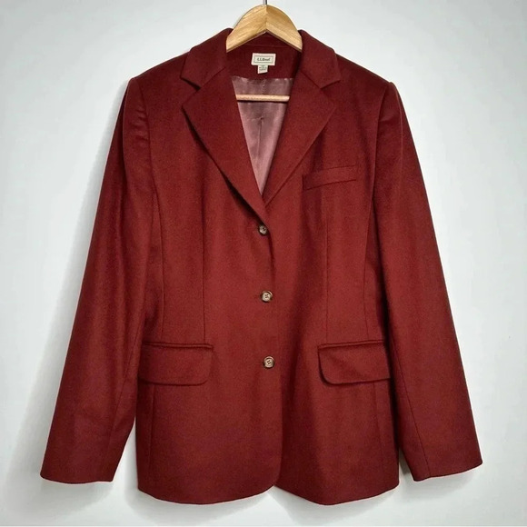 L.L. Bean Jackets & Blazers - L.L. Bean Wool Cashmere Two Button Blazer Size 12